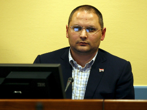 Хрватски новинар Маргетић оптужио Бакира Изетбеговића да је наручио убиство Неџада Угљена