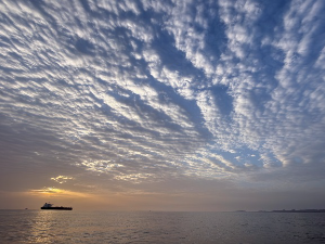 Статус кво у Ормуском мореузу; ИДФ и Хезболах крше тек договорено примирје у Либану