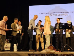 Кнегиња, бунт и елеганција: "Златна буклија“ за причу која је освојила жири