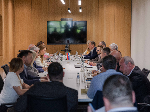 Ђедовић Хандановић: НИС повећао увоз сирове нафте, држава свакодневно прати кретање цена