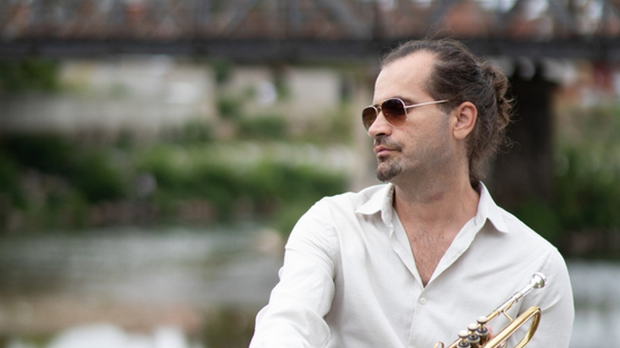 Говори да бих те видео: Макса