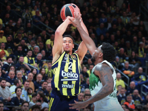 Фенер пред вратима фајнал-фора, Жалгирис опет безопасан