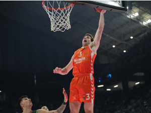 Нејтан Риверс из Валенсије МВП кола Евролиге