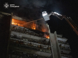 Нападнута пијаца у Никопољу и аутобуско стајалиште у Херсону; Украјина гађала Ростовску област