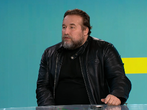 Проф. Шћепановић, аутор изложбе цртежа Уроша Тошковића: „Његов цртеж осликава трагедију нашег времена“