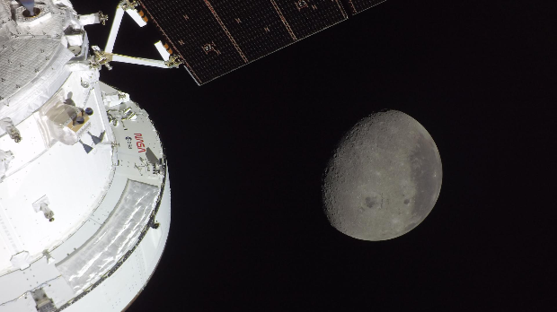 Артемис 2, девети дан – паковање кофера и последње припреме, Земља све ближа