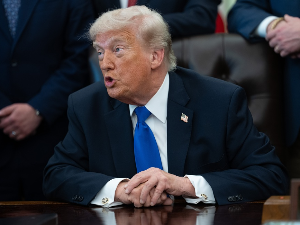 Трамп о Ирану на Мундијалу: У реду је, нека играју