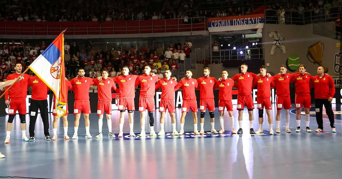 Србија сломила Мађаре у финишу првог дела