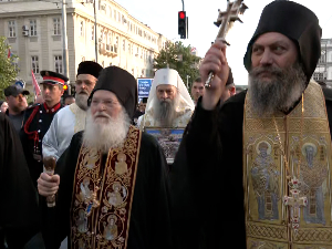 Београд слави Спасовдан; Литија са Појасом Пресвете Богородице на челу креће се ка Храму Светог Саве