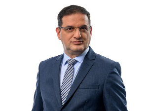 За столом са Апостолом: Гост Предраг Мики Манојловић