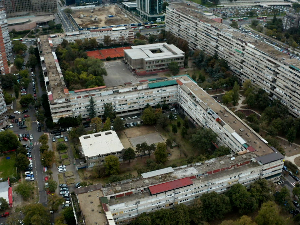 Кинески зид, телевизорка, змијица – какве све зграде има Нови Београд
