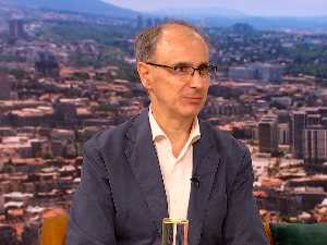 Мацут: Закон родитељ-неговатељ у јулу пред посланицима, прве испалте родитељима од октобра