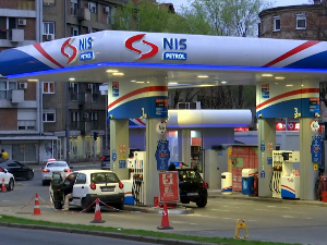 Мићовић: Више нема потребе за уредбом, цена нафтних деривата неће 