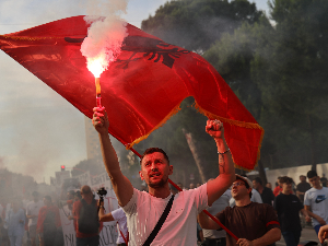 Албанија 