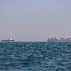 Брод погођен пројектилом у Ормуском мореузу; завршна рунда преговора Израела и Либана 