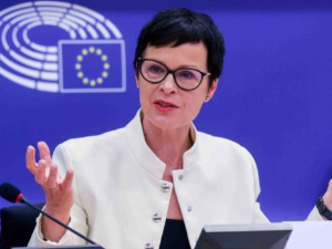 Марта Кос: Србија је на прекретници