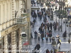 Средња класа између политике идентитета и економског ресурса