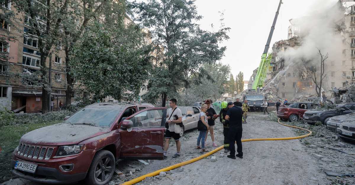Спасиоци и даље претражују рушевине у Кијеву; Украјина тражи хитну испоруку ракета за "патриот"