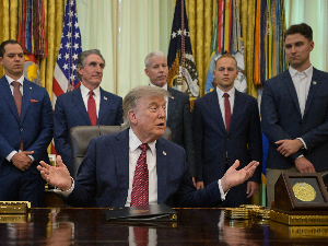 Трамп: Две опције за Иран, не журимо; Мексику санкције због салате, а Канади због дима