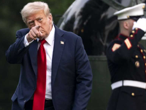 Пета глава на Маунт Рашмору и баук комунизма – Трамп кренуо у лов на црвене вештице