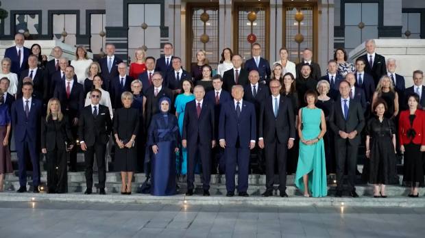 У средишту пажње: Трамп тражи више, јаче, боље