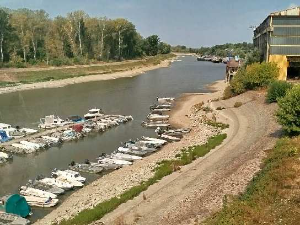 Суша гаси пловидбу - колико ће нас коштати низак водостај?