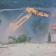 Тешка механизација на Газиводама, настављено рушење објеката у власништву Срба