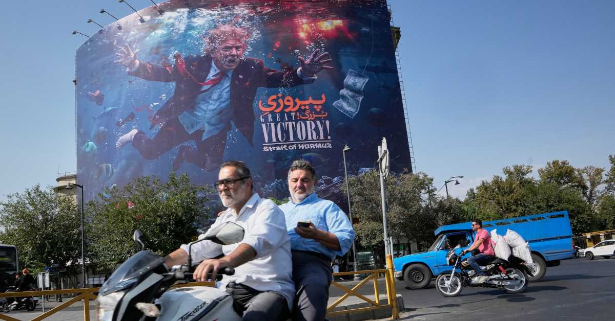 Трамп тврди да транзит кроз Ормуз функционише, Нетанјаху о три приступа Ирану