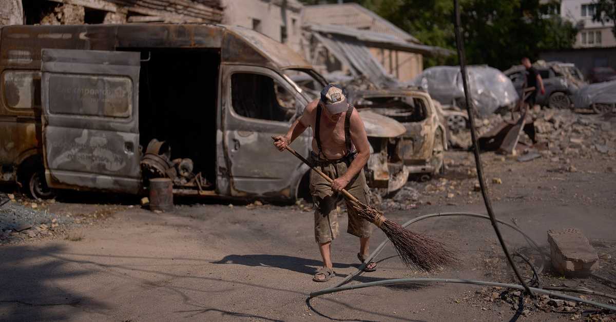 Напад на Криви Рог и Запорожје, има повређених; експлозије одјекују Кијевом