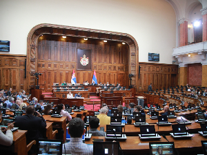 Посланици наставили седницу, расправа о амандманима на закон о пројекту "Београд на води"