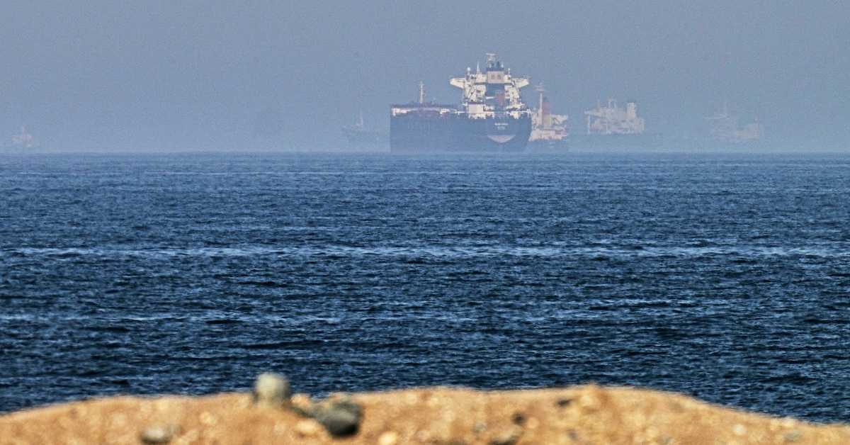 Трамп: Покушавам да пружим Ирану сваку шансу за преговоре; Техеран: Тренутно преговарамо само са Оманом