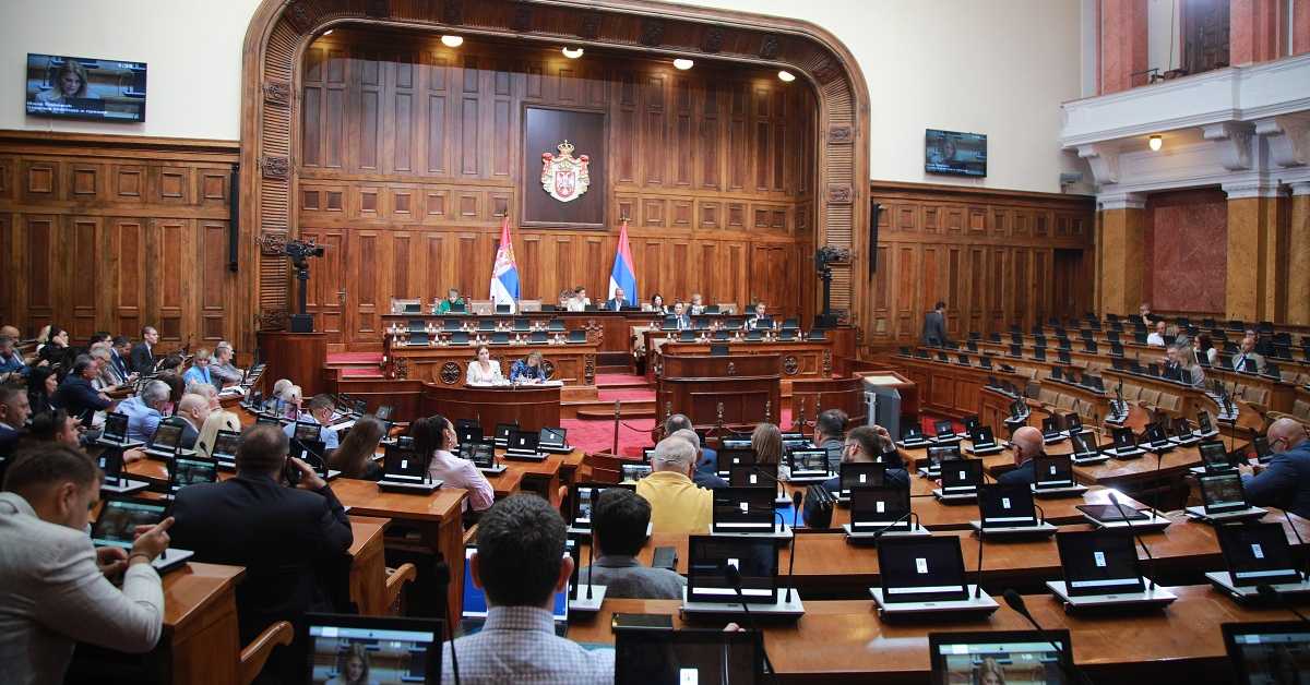 У Скупштини данас гласање о 59 тачака дневног реда, међу којима је и предлог ребаланса буџета