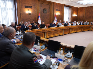 Дачић: Штаб забранио непотребну потрошњу воде, ситуација са пожарима и водостајем нешто боља