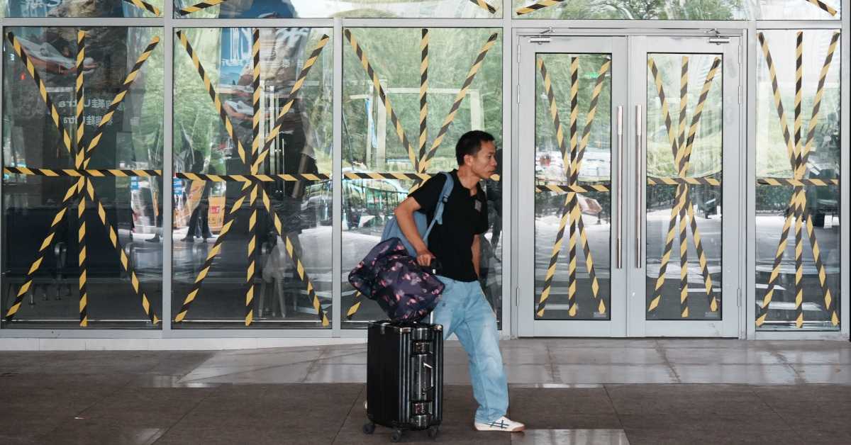 "Делфин" погодио источну обалу Кине, евакуисано милион људи