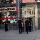 Полиција у Уникредит банци, проверава се документација о хипотеци над зградом у Војводе Степе