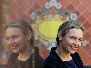 Леа Ипи: Пониженост (7)