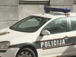 Ухапшена девојчица која је ножем избола две ученице у школи у Горњој Тузли 