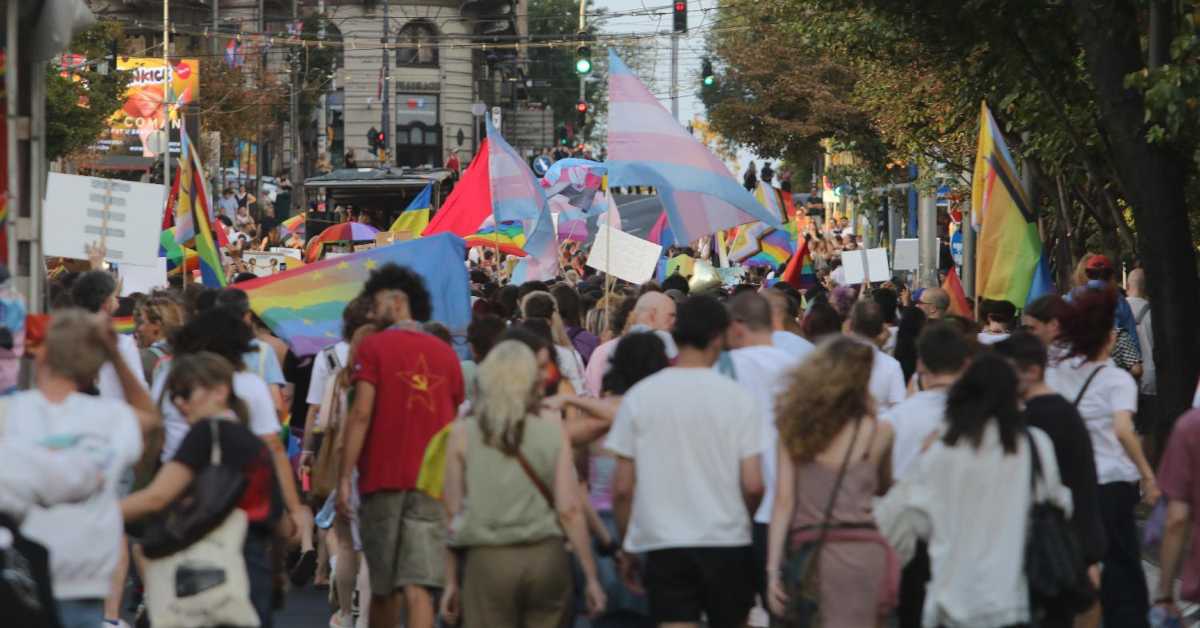 Прајд шетња у Београду под слоганом "Има места за све нас"