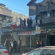 Девојка пала са другог спрата зграде у Новом Пазару