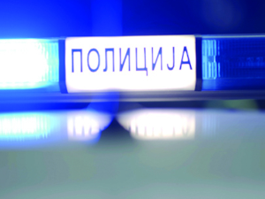 Дојаве о постављеним бомбама у више школа у Србији 