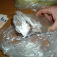 Због дроге затвор