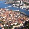 Транспарент "Косово је Србија" освануо у Задру