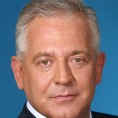 Санадер најавио промену става о изручењу 
