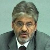 Подршка Шешељу да се брани сам