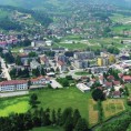 Притвор осумњиченима за бомбашки напад