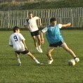 Играј фудбал буди срећан