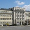 Секиром на професора