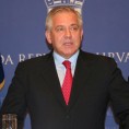 Санадер прихвата Пахоров позив уз услове  