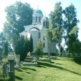 Оскрнављено православно гробље у Тузли