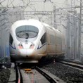 Три дана затвора због пушења у возу